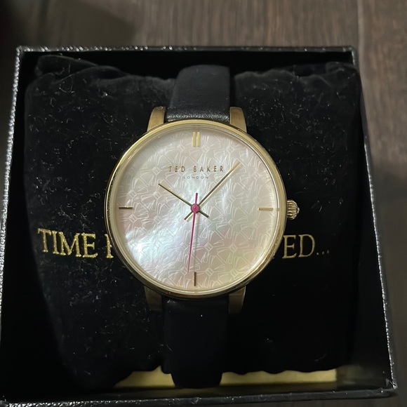 Ted Baker Leather Watch - Picture 5 of 7